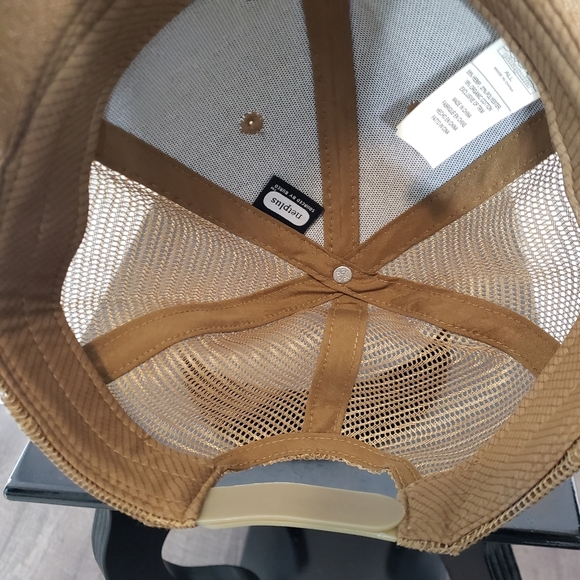 Patagonia Tin Shed Hat Trucker Adjustable Snap Closure - Picture 8 of 9